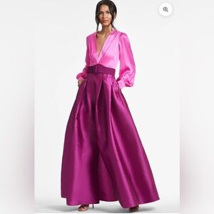 Sachin & Babi

Zoe Satin Colorblocked Belted Gown size 6 NWT
